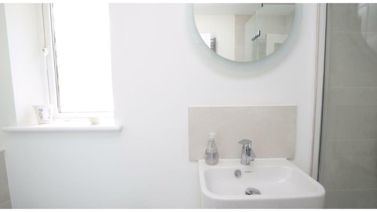 ★ Luxury Oxford Apartment ★ Sleeps 4, Free Parking Buitenkant foto